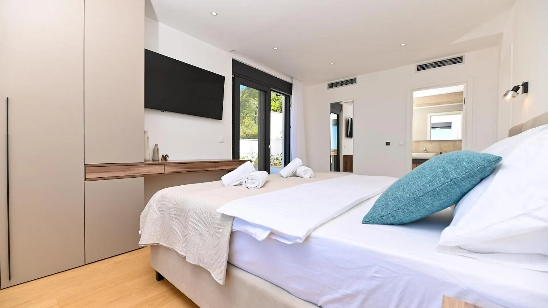 Villa Oasis Trogir 0*,  Kroatien